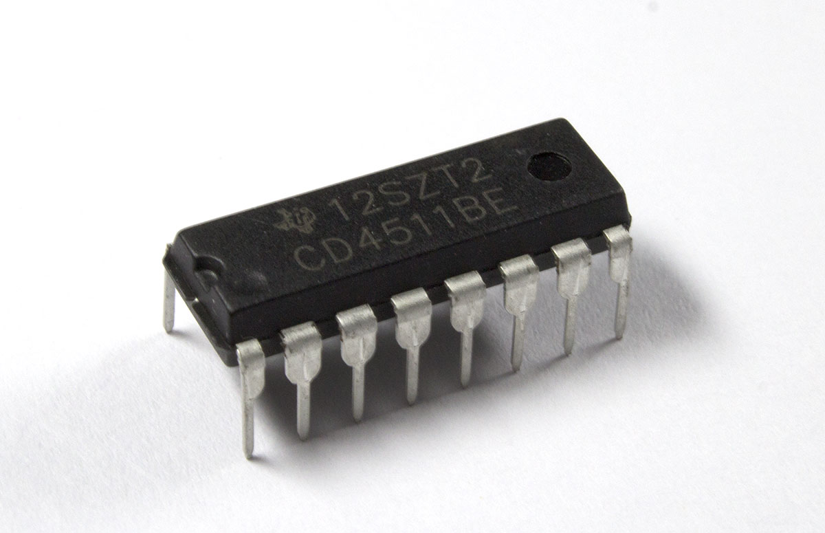 100pcs CD4511BE 4511 CMOS BCD To 7-Segment Latch Decoder IC - New, Unbranded